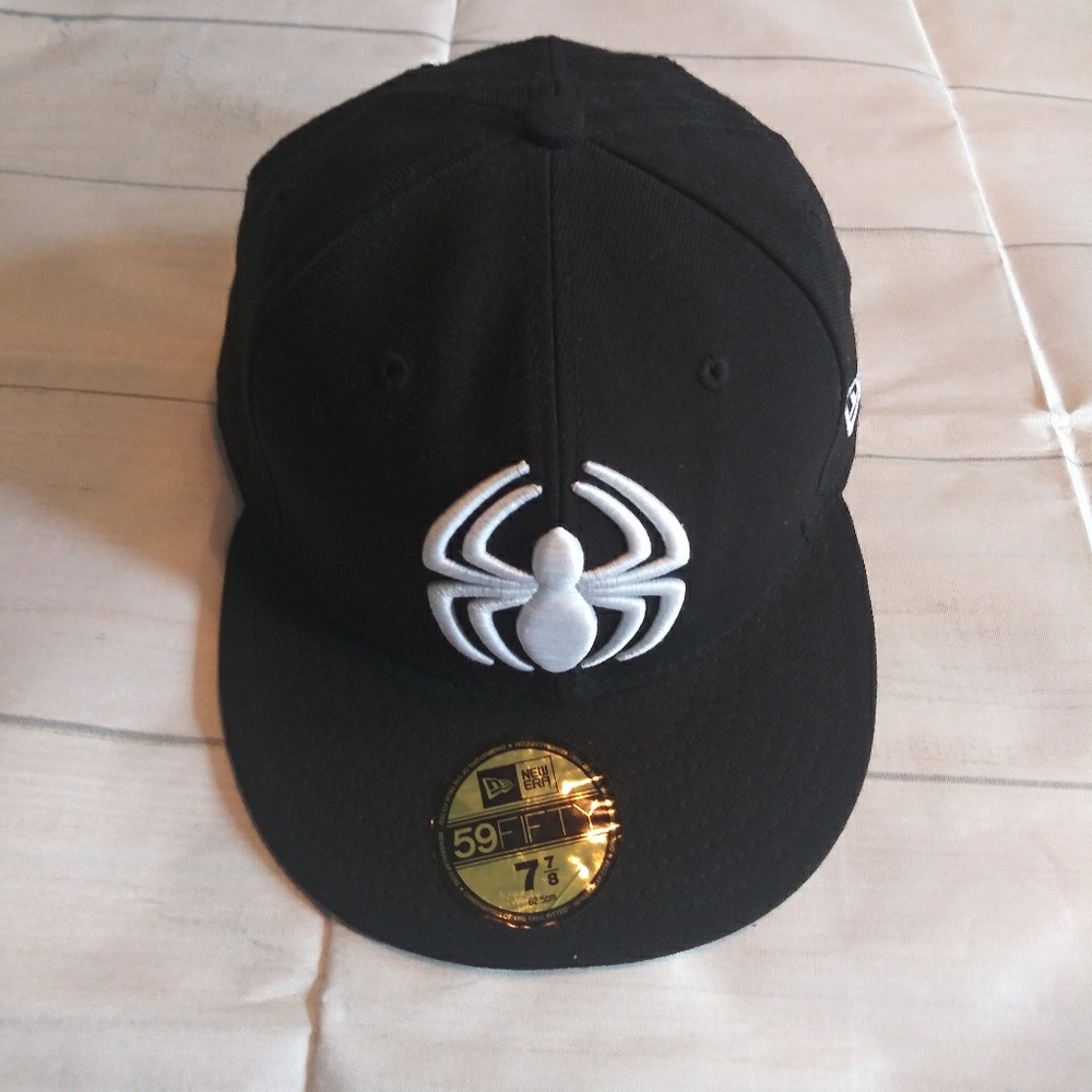 7 7/8 black Spiderman New era hat